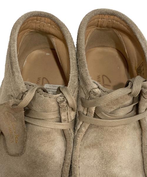 CLARKS（クラークス）CLARKS (クラークス) ワラビーブーツ　Wallabee Boot ベージュ サイズ:23.5の古着・服飾アイテム