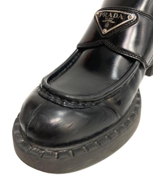 PRADA（プラダ）PRADA (プラダ) チョコレートブラッシュドレザーロ-ファー ブラック サイズ:37 1/2の古着・服飾アイテム