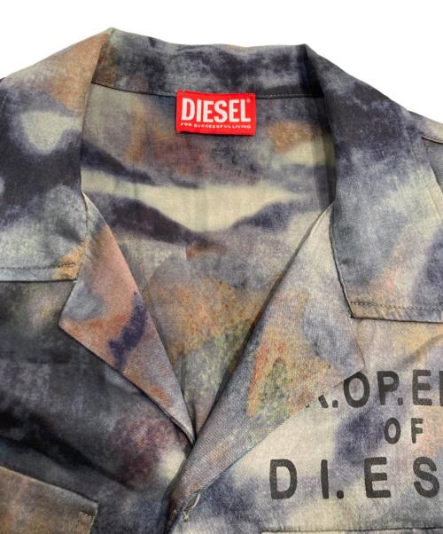 DIESEL（ディーゼル）DIESEL (ディーゼル) S-BRACK-DMBN 半袖シャツ グレー サイズ:48の古着・服飾アイテム