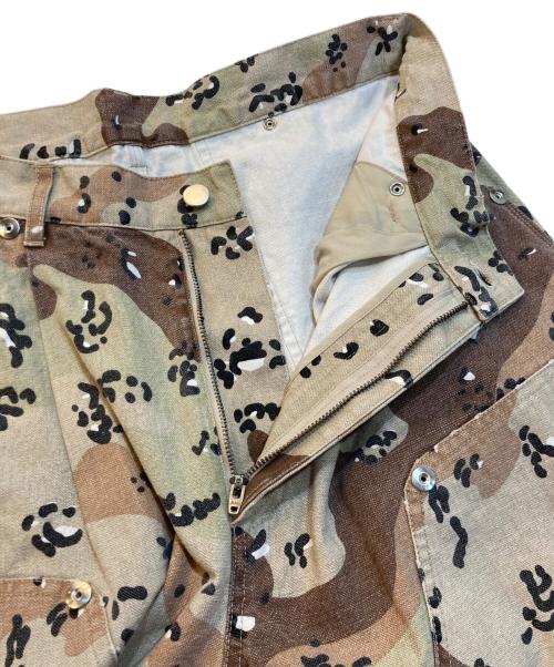 CONZ（コンズ）CONZ (コンズ) CAMO DUCK DOUBLE KNEE CURVED LEG PANTS カモダックダブルニーカーブドレッグパンツ ベージュ サイズ:2の古着・服飾アイテム