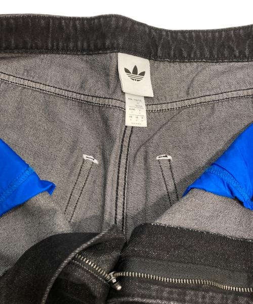 adidas（アディダス）adidas (アディダス) ファイヤーバード アディカラー デニム パンツ ブラック サイズ:36の古着・服飾アイテム
