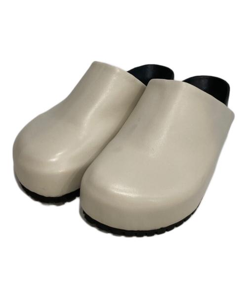RIM.ARK（リムアーク）RIM.ARK (リムアーク) Relaxy leather sandal リラックシーレザーサンダル ホワイト サイズ:38の古着・服飾アイテム