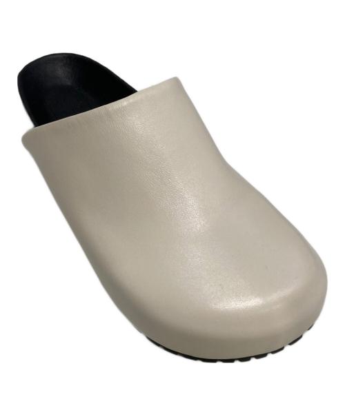 RIM.ARK（リムアーク）RIM.ARK (リムアーク) Relaxy leather sandal リラックシーレザーサンダル ホワイト サイズ:38の古着・服飾アイテム