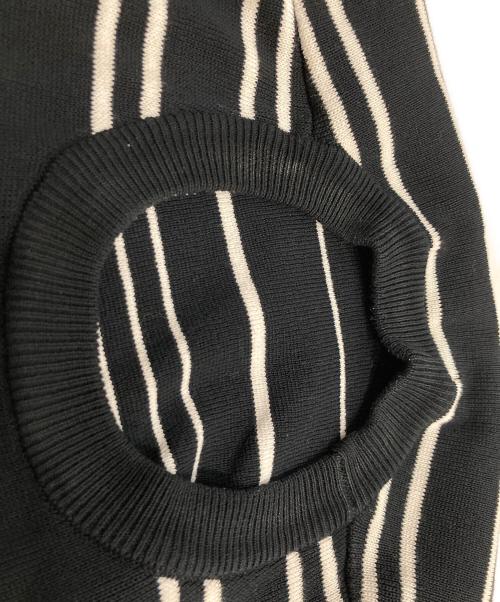 is-ness（イズネス）is-ness (イズネス) KNITTED FLASH BORDER T-SHIRT 半袖 ボーダー ニット ホワイト×ブラック サイズ:Lの古着・服飾アイテム