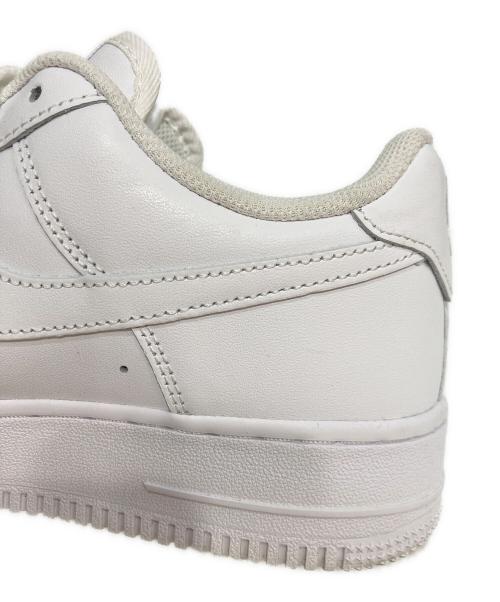 NIKE（ナイキ）NIKE (ナイキ) AIR FORCE1 LOW ローカットスニーカー ホワイト サイズ:26の古着・服飾アイテム