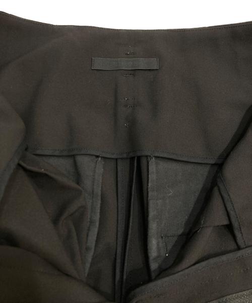 CINOH（チノ）CINOH (チノ) DOUBLE BELT TUCK PANTS ダブルベルトタックパンツ ブラック サイズ:36の古着・服飾アイテム