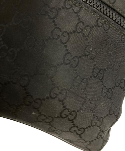 GUCCI（グッチ）GUCCI (グッチ) GGナイロン ショルダーバッグ ブラックの古着・服飾アイテム
