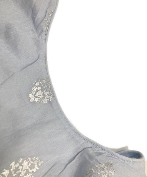 ne quittez pas（ヌキテパ）ne quittez pas (ヌキテパ) Cotton Voile Foil Flower Print Sleeveless コットンボイルフラワー箔プリントスリーブドレス ブルー サイズ:記載なしの古着・服飾アイテム