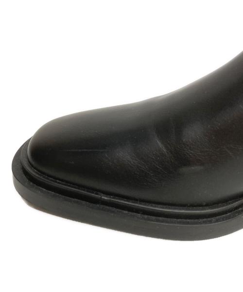 CHARLES & KEITH（チャールズアンドキース）CHARLES & KEITH (チャールズアンドキース) エリンナメタリックアクセントブーツ ブラック サイズ:36の古着・服飾アイテム