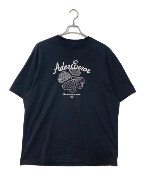 ADER error（アーダーエラー）ADER error (アーダーエラー) ティバー ロゴ プリント Tシャツ ブラック サイズ:A3の古着・服飾アイテム