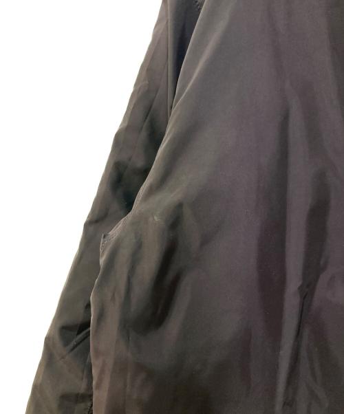 ARMANI COLLEZIONI（アルマーニ コレツィオーニ）ARMANI COLLEZIONI (アルマーニ コレツィオーニ) リバーシブルパデットジャケット パープル サイズ:52の古着・服飾アイテム