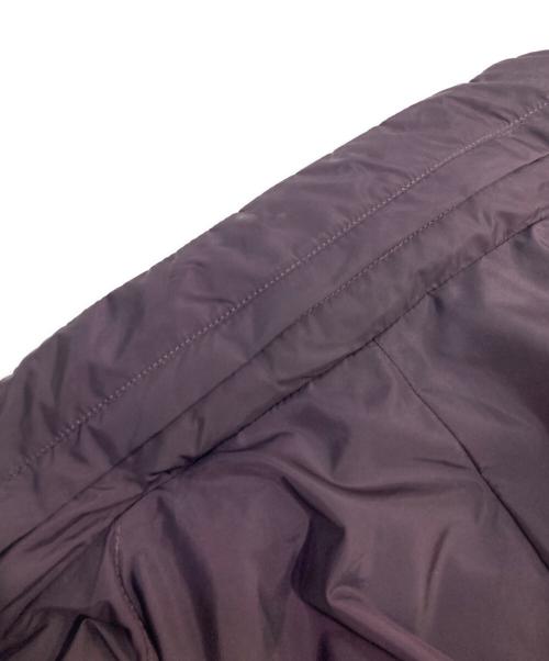 ARMANI COLLEZIONI（アルマーニ コレツィオーニ）ARMANI COLLEZIONI (アルマーニ コレツィオーニ) リバーシブルパデットジャケット パープル サイズ:52の古着・服飾アイテム