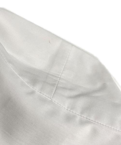 soduk（スドーク）soduk (スドーク) ribbon ribbon shirt ホワイト サイズ:Fの古着・服飾アイテム