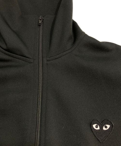 PLAY COMME des GARCONS（プレイコムデギャルソン）PLAY COMME des GARCONS (プレイコムデギャルソン) Back Printed Black X White Blouson With Black Emblem ハートロゴトラックジャケット ブラック サイズ:Lの古着・服飾アイテム