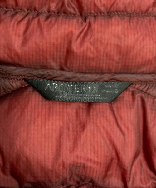 ARC'TERYX（アークテリクス）ARC'TERYX (アークテリクス) Cerium LT Hoody セリウム LT フーディ ダウンジャケット ネイビー サイズ:Lの古着・服飾アイテム