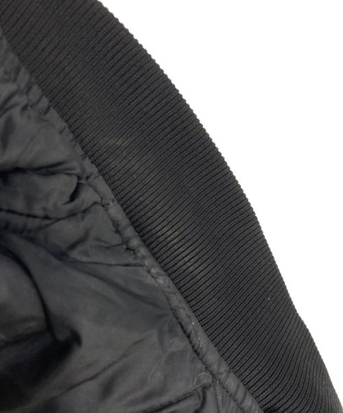 CarHartt（カーハート）CarHartt (カーハート) ワッペンダックベスト ブラック サイズ:Mの古着・服飾アイテム