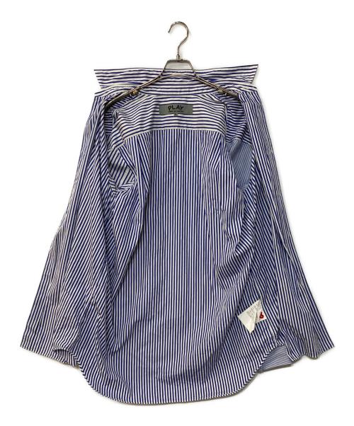 PLAY COMME des GARCONS（プレイコムデギャルソン）PLAY COMME des GARCONS (プレイコムデギャルソン) ハートロゴストライプシャツ ブルー サイズ:XLの古着・服飾アイテム