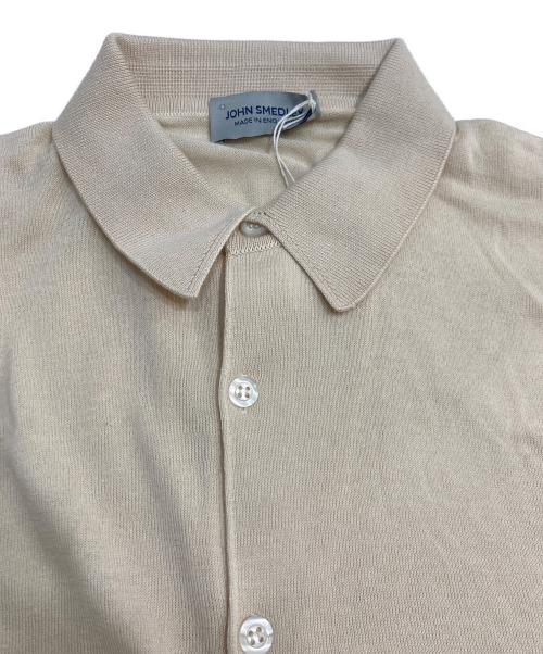 JOHN SMEDLEY（ジョンスメドレー）JOHN SMEDLEY (ジョンスメドレー) STANDARD FIT ADRIAN SHIRT SS コットンニットポロシャツ ベージュ サイズ:Lの古着・服飾アイテム