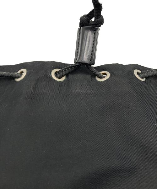 PRADA（プラダ）PRADA (プラダ) トライアングルロゴナイロンポーチ 巾着 ブラックの古着・服飾アイテム