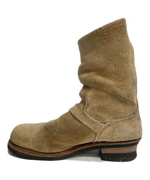 RED WING（レッドウィング）RED WING (レッドウィング) スウェード エンジニアブーツ ベージュ サイズ:8Dの古着・服飾アイテム