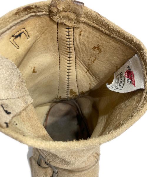 RED WING（レッドウィング）RED WING (レッドウィング) スウェード エンジニアブーツ ベージュ サイズ:8Dの古着・服飾アイテム