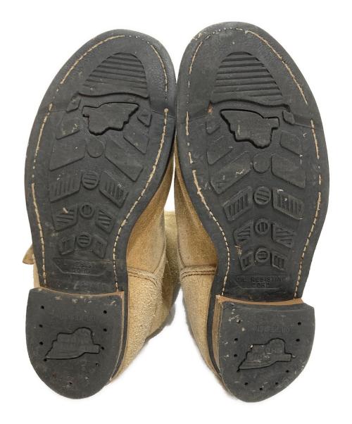 RED WING（レッドウィング）RED WING (レッドウィング) スウェード エンジニアブーツ ベージュ サイズ:8Dの古着・服飾アイテム