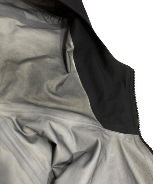 ARC'TERYX（アークテリクス）ARC'TERYX (アークテリクス) BETA JACKET ベータ ジャケット ブラック サイズ:Mの古着・服飾アイテム