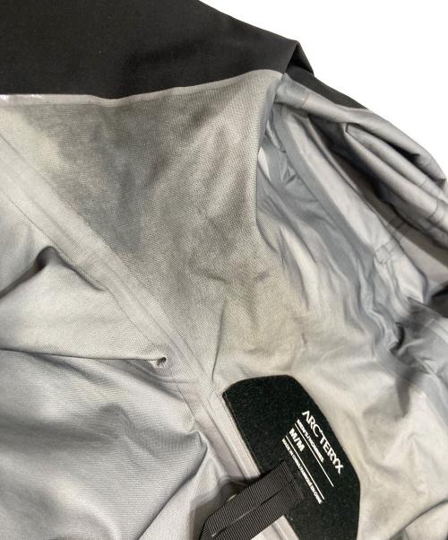 ARC'TERYX（アークテリクス）ARC'TERYX (アークテリクス) BETA JACKET ベータ ジャケット ブラック サイズ:Mの古着・服飾アイテム