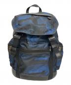 COACHコーチ）の古着「Terrain Trek Pack In Printed Nylon カモフラ柄バックパック」｜ブルー