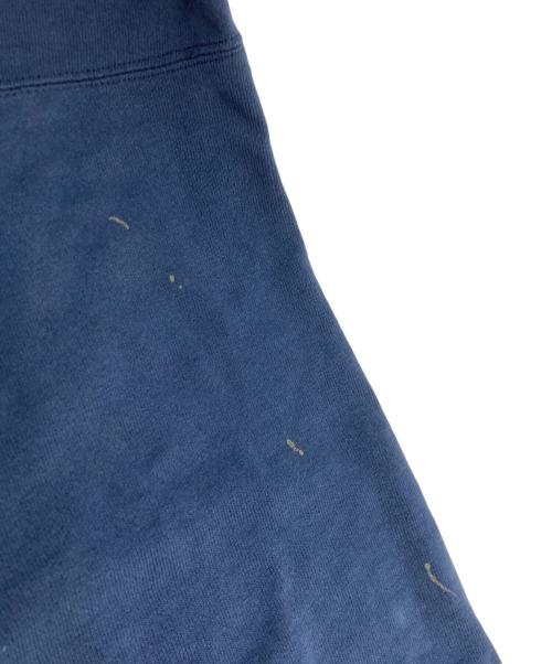 Champion REVERSE WEAVE（チャンピオン リバース ウィーブ）Champion REVERSE WEAVE (チャンピオン リバース ウィーブ) 90’ｓ ダメージカレッジロゴスウェット ネイビー サイズ:XL(着丈68cm/身幅57cm/肩幅48㎝/袖丈58㎝)の古着・服飾アイテム
