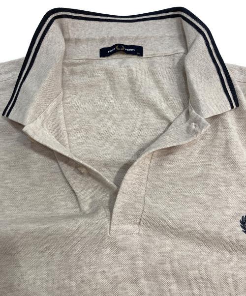FRED PERRY（フレッドペリー）FRED PERRY (フレッドペリー) The Fred Perry Shirt 長袖ポロシャツ ベージュ サイズ:XLの古着・服飾アイテム
