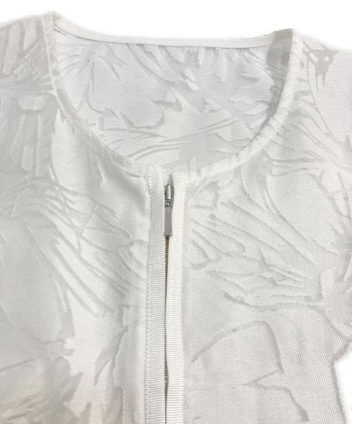 COUP DE CHANCE（クードシャンス）COUP DE CHANCE (クードシャンス) オパール花柄ブルゾン ホワイト サイズ:36の古着・服飾アイテム