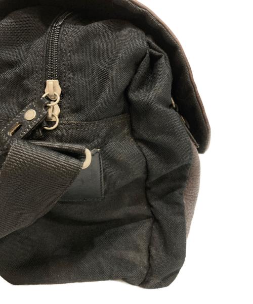 ERMENEGILDO ZEGNA（エルメネジルド・ゼニア）ERMENEGILDO ZEGNA (エルメネジルド・ゼニア) レザーコンビメッセンジャーバッグ ブラウンの古着・服飾アイテム