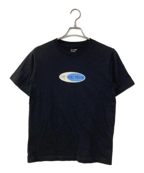 ARC'TERYX（アークテリクス）ARC'TERYX (アークテリクス) KRAGG COTTON STICKER CREW Shirt SS Tシャツ ブラック サイズ:Mの古着・服飾アイテム