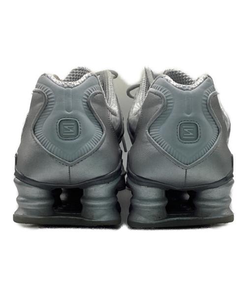 NIKE（ナイキ）NIKE (ナイキ) WMNS SHOX TL　ウィメンズ　ショックス　AR3566-003 ホワイト サイズ:25cmの古着・服飾アイテム