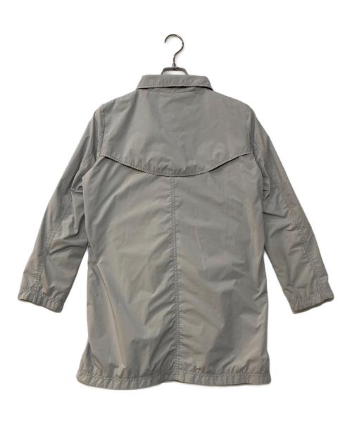 24 ISSEY MIYAKE（24 イッセイミヤケ）24 ISSEY MIYAKE (24 イッセイミヤケ) ポリステンカラーコート TF11FA101 グレー サイズ:2の古着・服飾アイテム