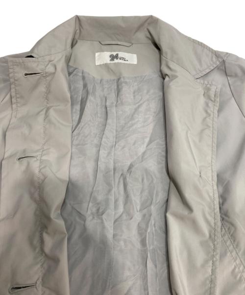 24 ISSEY MIYAKE（24 イッセイミヤケ）24 ISSEY MIYAKE (24 イッセイミヤケ) ポリステンカラーコート TF11FA101 グレー サイズ:2の古着・服飾アイテム