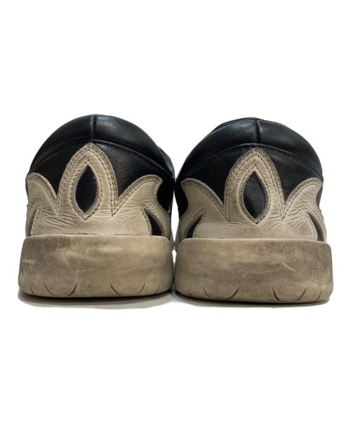 Y-3（ワイスリー）Y-3 (ワイスリー) Regu 2002 'Black Alumina' レグ 2002 ブラック サイズ:27.5の古着・服飾アイテム