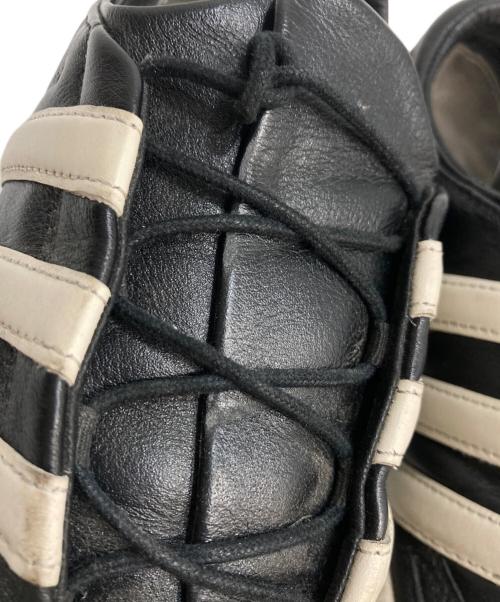 Y-3（ワイスリー）Y-3 (ワイスリー) Regu 2002 'Black Alumina' レグ 2002 ブラック サイズ:27.5の古着・服飾アイテム