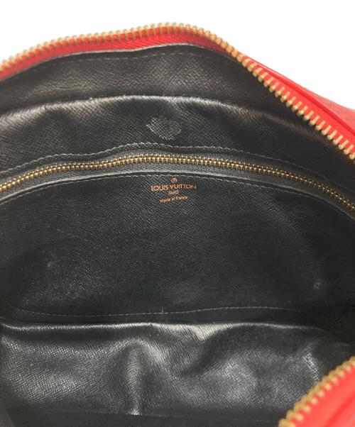 LOUIS VUITTON（ルイ ヴィトン）LOUIS VUITTON (ルイ ヴィトン) エピ トロカデロ ショルダーバッグ カスティリアン・ レッドの古着・服飾アイテム