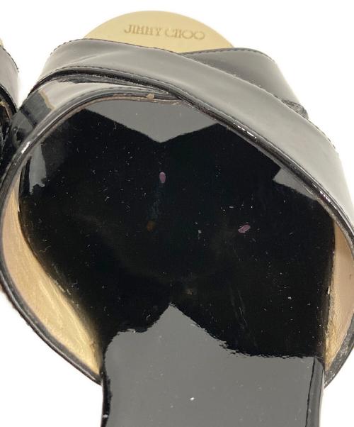 JIMMY CHOO（ジミーチュウ）JIMMY CHOO (ジミーチュウ) クロスストラップエナメルサンダル ブラック サイズ:36の古着・服飾アイテム