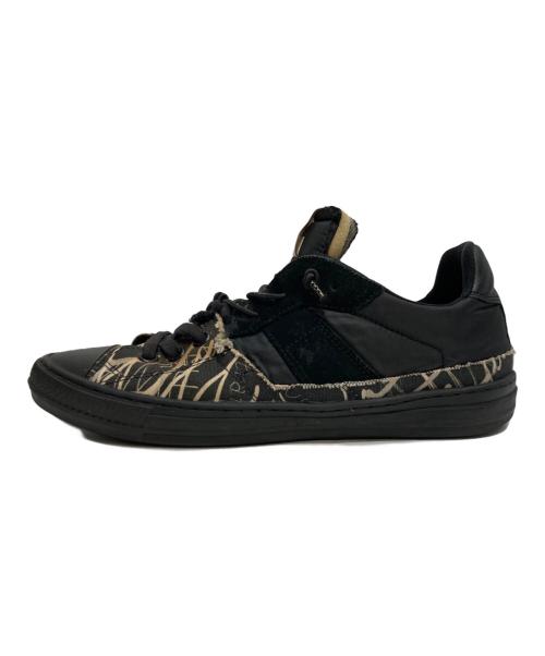 Maison Margiela（メゾンマルジェラ）Maison Margiela (メゾンマルジェラ) EVOLUTION LOW グラフィティ スニーカー ブラック サイズ:42の古着・服飾アイテム