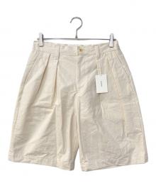 CAPERTICA（カペルチカ）の古着「2-TUCK WIDE SHORTS / ARMY CANVAS」｜ホワイト
