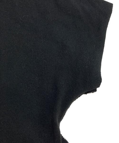 ISSEY MIYAKE（イッセイミヤケ）ISSEY MIYAKE (イッセイミヤケ) ノースリーブニット ブラック サイズ:2の古着・服飾アイテム