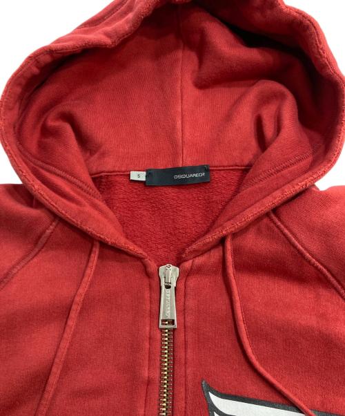 DSQUARED2（ディースクエアード）DSQUARED2 (ディースクエアード) Kick Some Hockey Assジップパーカー レッド サイズ:Sの古着・服飾アイテム