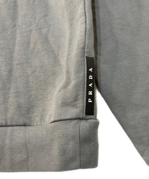 PRADA（プラダ）PRADA (プラダ) ラバー ロゴ プルオーバー パーカー グレー サイズ:Sの古着・服飾アイテム