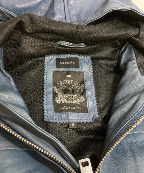 DIESEL（ディーゼル）DIESEL (ディーゼル) シープスキン フーデットレザージャケット ブルー サイズ:Sの古着・服飾アイテム