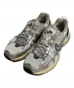 NIKEナイキ）の古着「V2K Run "Summit White/Pure Platinum/Light Iron All/Metallic Silver"」｜シルバー×ホワイト
