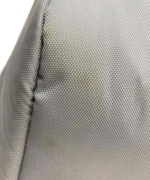 Incase（インケース）Incase (インケース) ICON Backpack アイコンバックパック グレーの古着・服飾アイテム