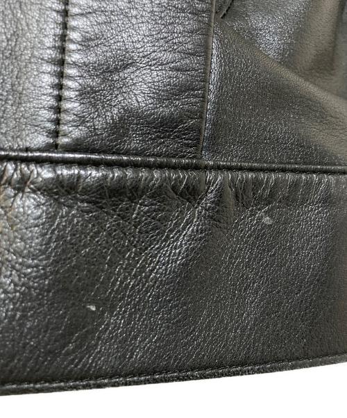 DKNY（ダナキャランニューヨーク）DKNY (ダナキャランニューヨーク) ラムレザー トラッカージャケット ブラック サイズ:Lの古着・服飾アイテム